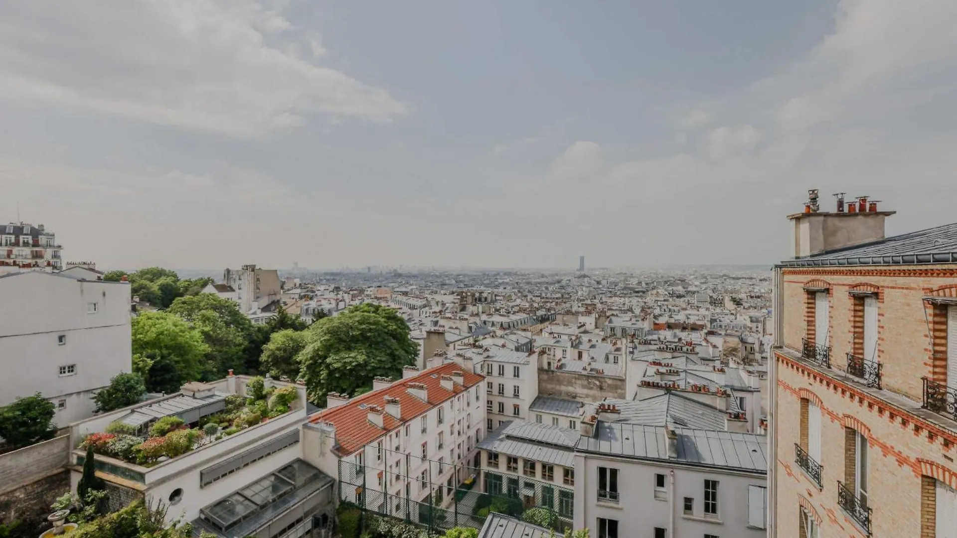 Magnificent Apartment- 2Br 4P- Near Sacre-Coeur Parijs