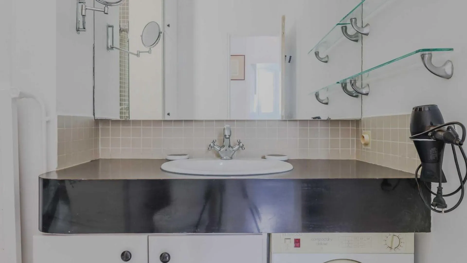 Magnificent Apartment- 2Br 4P- Near Sacre-Coeur Parijs Appartement